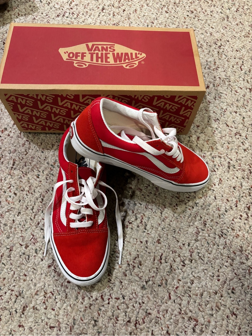 Vans Women/Men Old Skool Sneakers - Red & White